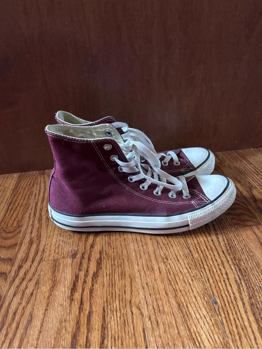 Converse High-Top Sneakers in Burgundy